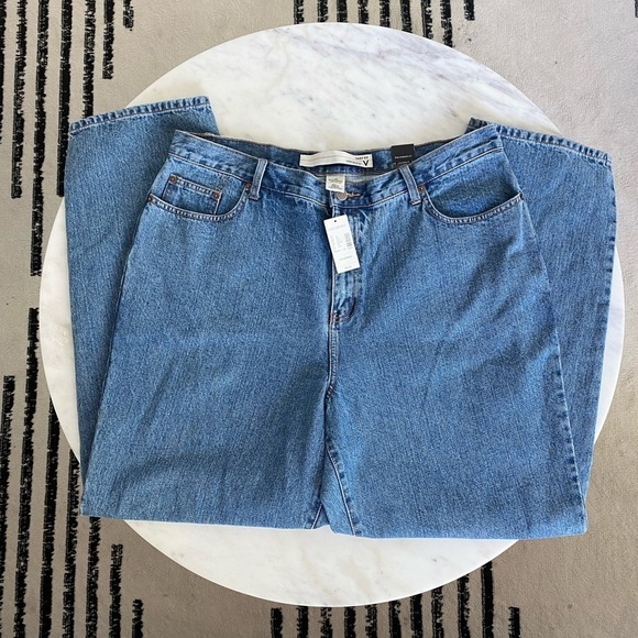 Venezia Denim - Venezia Lane Bryant Easy Fit Straight Leg Relaxed Light Wash Jeans sz 18 Avg NEW